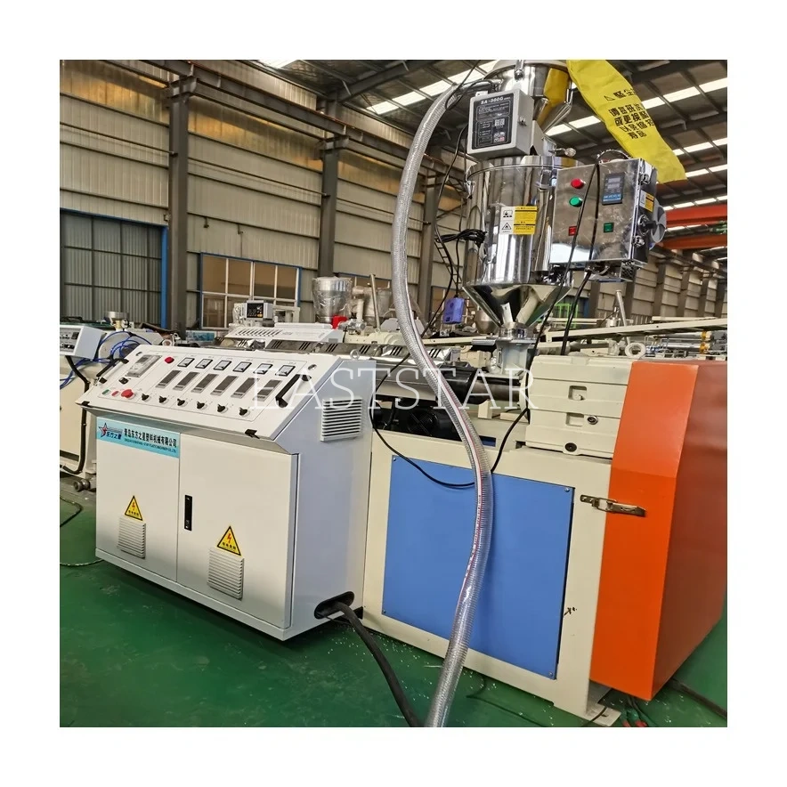 Innovatieve technologieën stimuleren de productie van PVC-kantenlijmers, waardoor een efficiënte en nauwkeurige productie wordt bereikt.