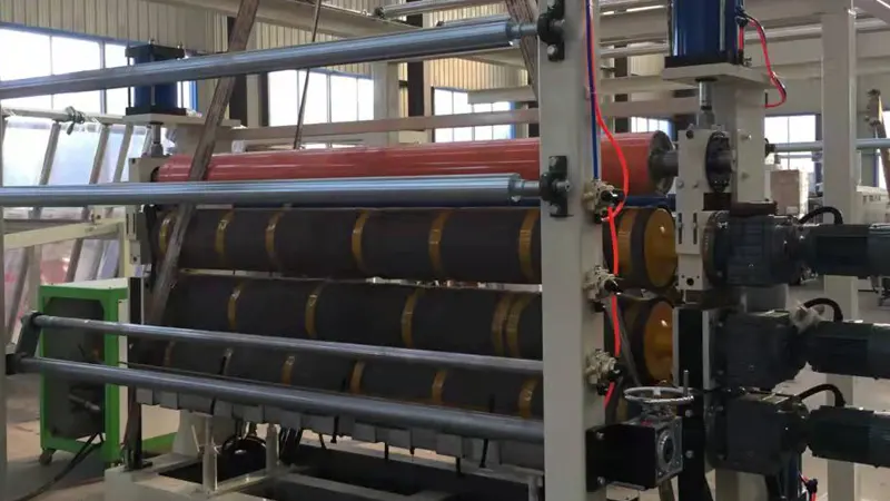 Machine voor het maken van PVC-tapijt