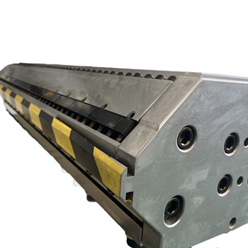 Extrudermatrijs voor vellen